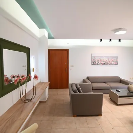 Appartement The Whole Packet A4 Center With Parking à Larissa Extérieur photo